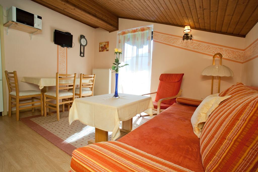 Familiengaestehaus Ingrid Sankt Martin am Tennengebirge Rom bilde